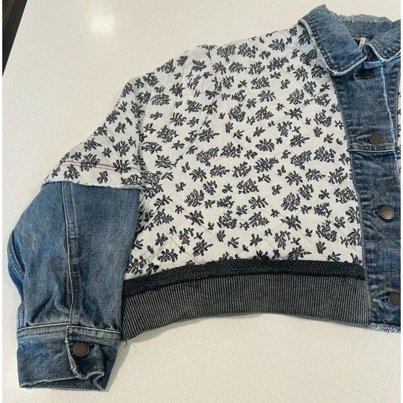 Free People Quilted Ditsy Denim Jacket XS / S Cottagecore Prairie Boho - Picture 7 of 16